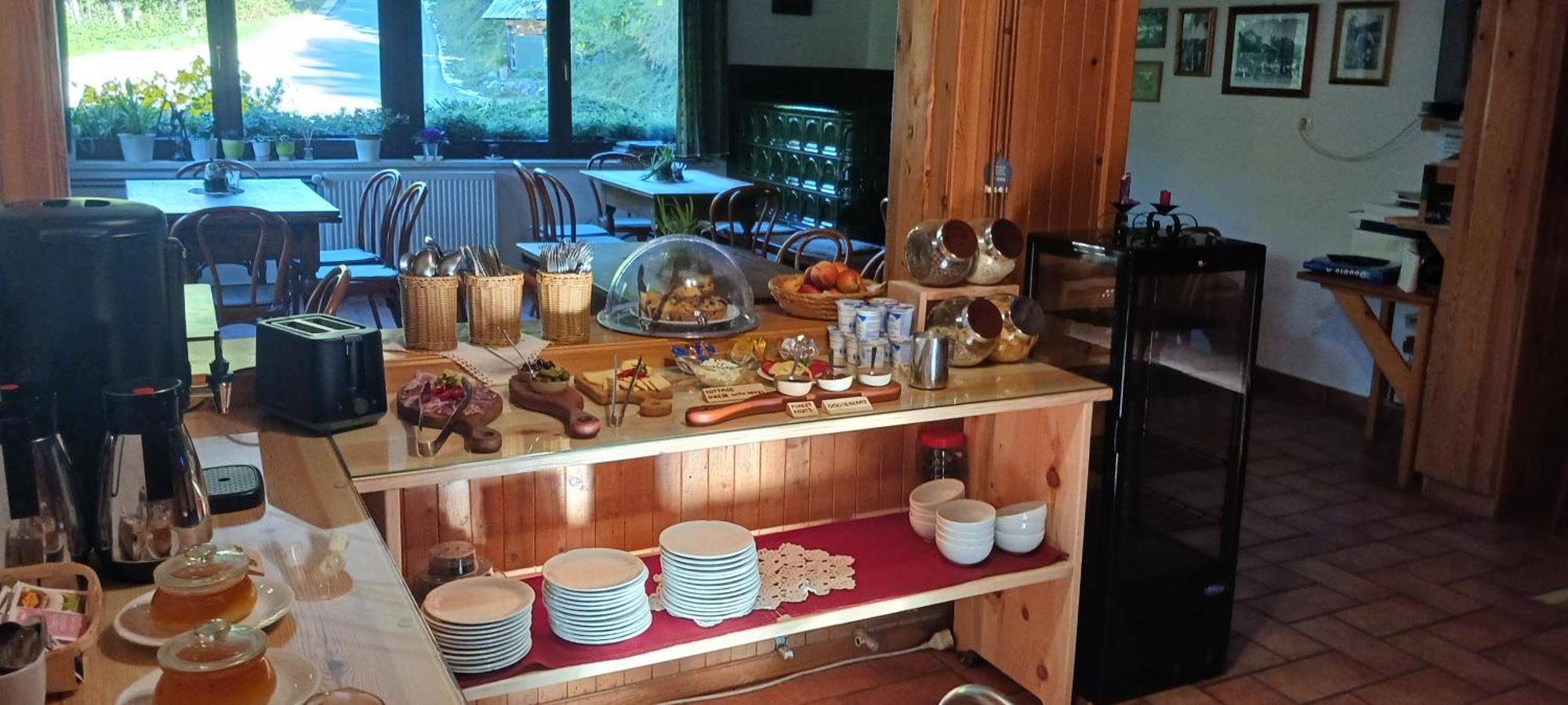 Guesthouse Planinski Dom Majerhold Solcava Luaran gambar